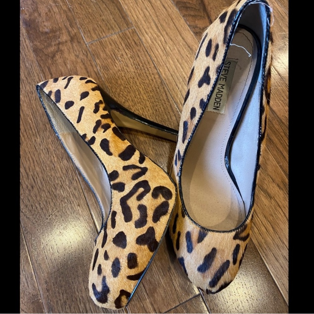 STEVE MADDEN PONY HAIR PLATFORM LEOPARD HEELS